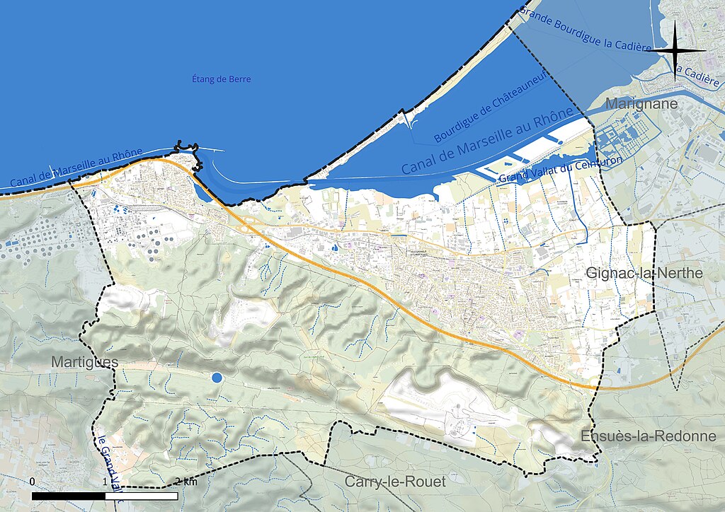 Piscine coque Châteauneuf-les-Martigues