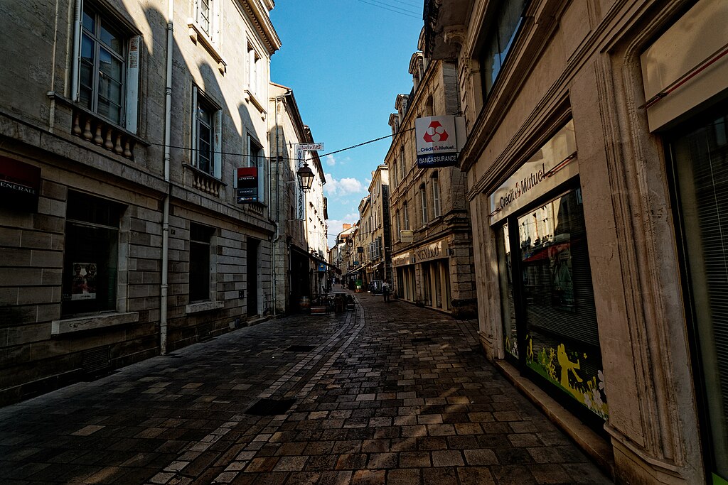 Piscine coque Périgueux