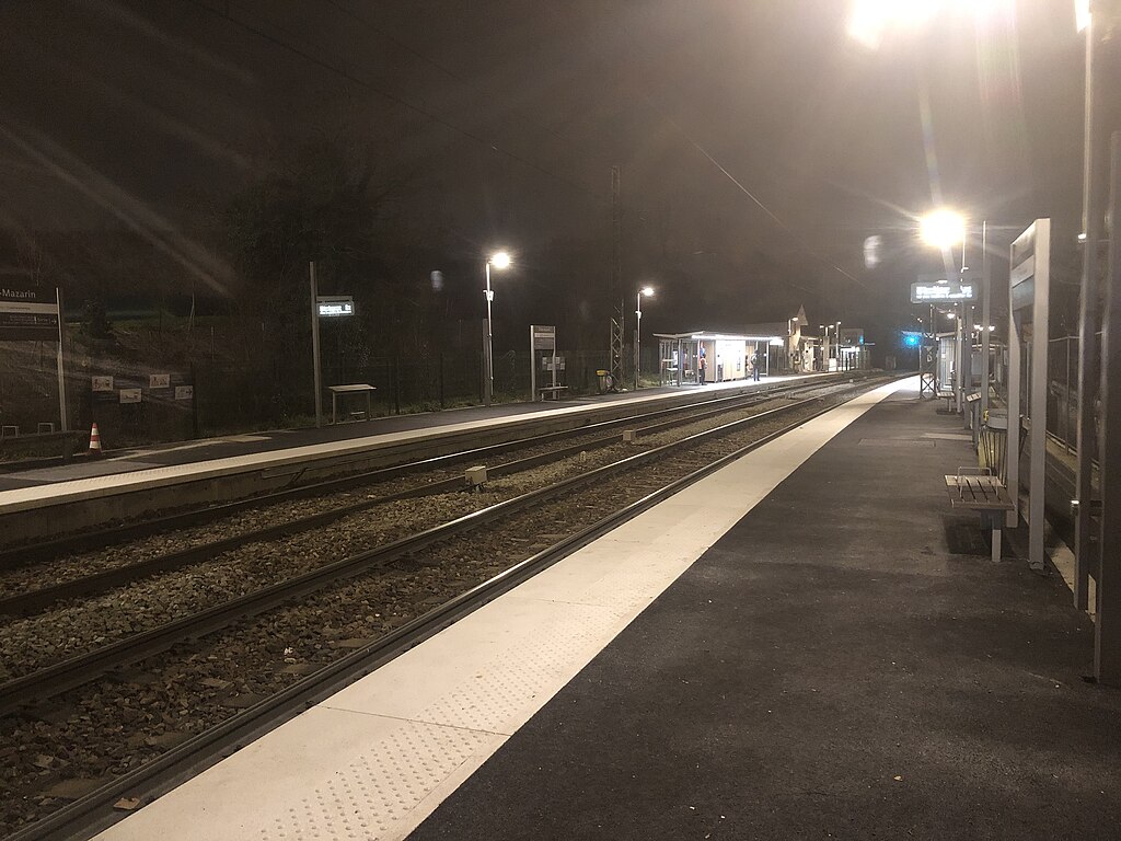 Piscine coque Chilly-Mazarin