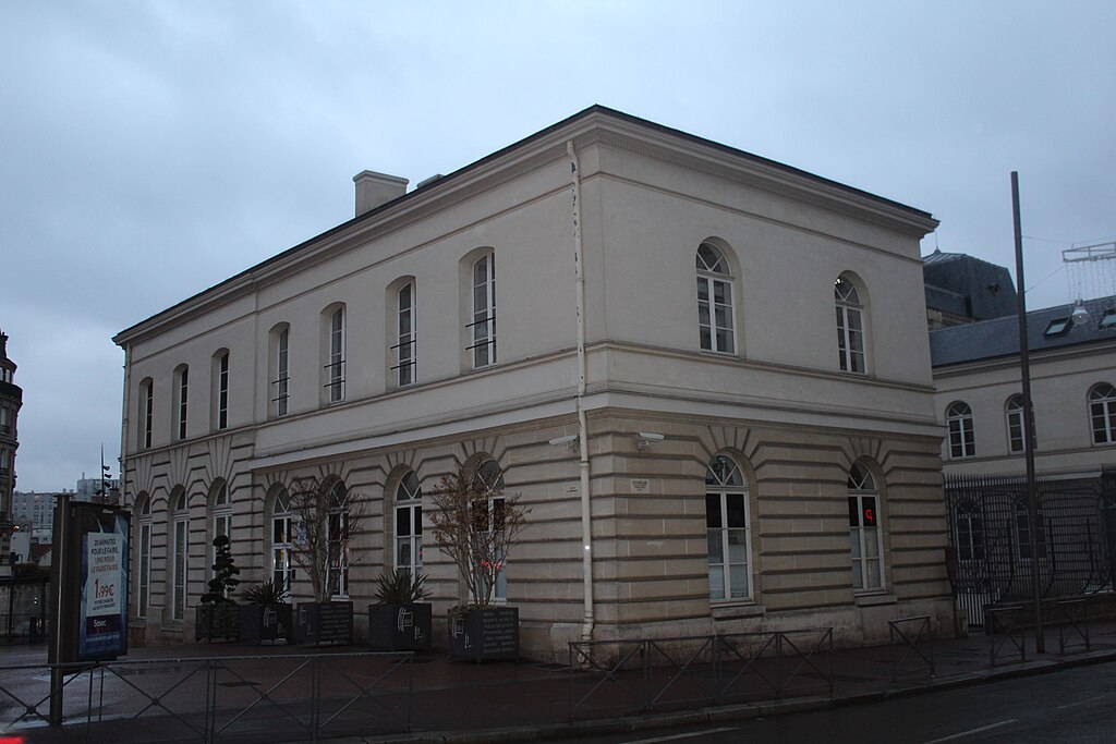 Piscine coque Issy-les-Moulineaux