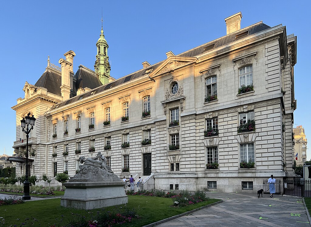Piscine coque Levallois-Perret