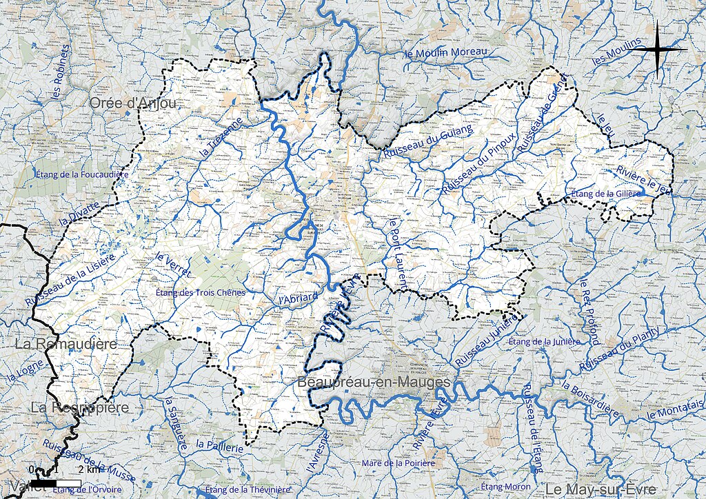 Piscine coque Montrevault-sur-Èvre