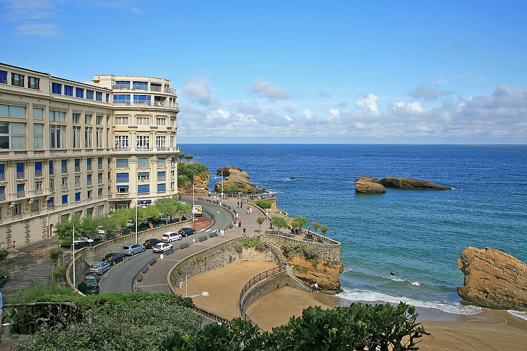 Piscine coque Biarritz