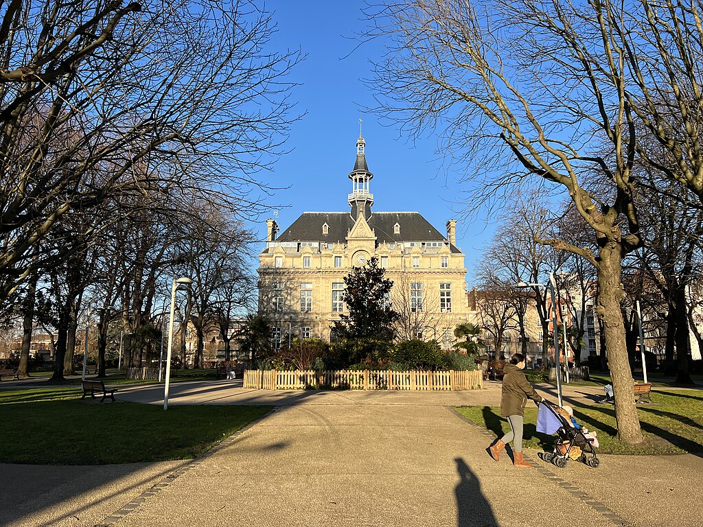 Piscine coque La Courneuve