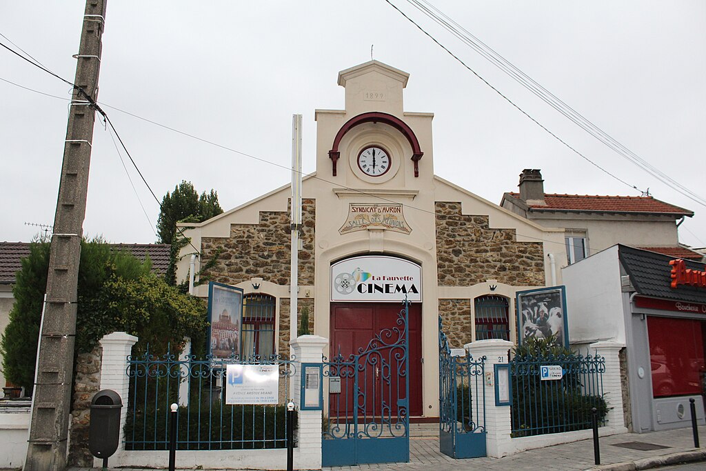 Piscine coque Neuilly-Plaisance