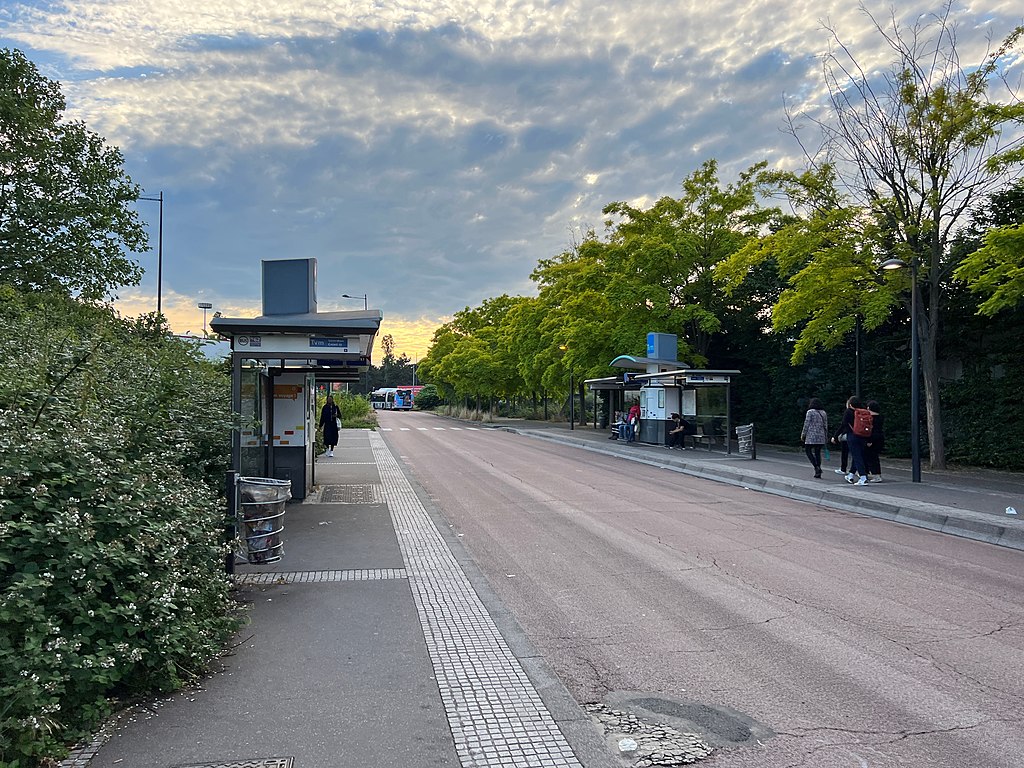 Piscine coque Chevilly-Larue