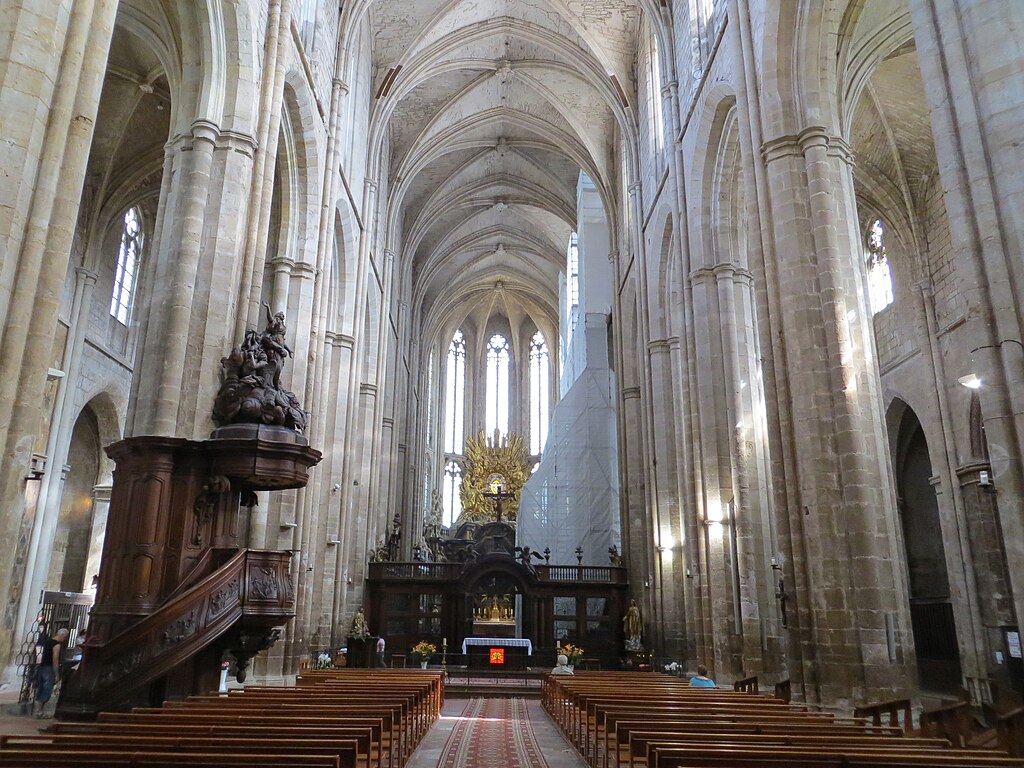 Piscine coque Saint-Maximin-la-Sainte-Baume