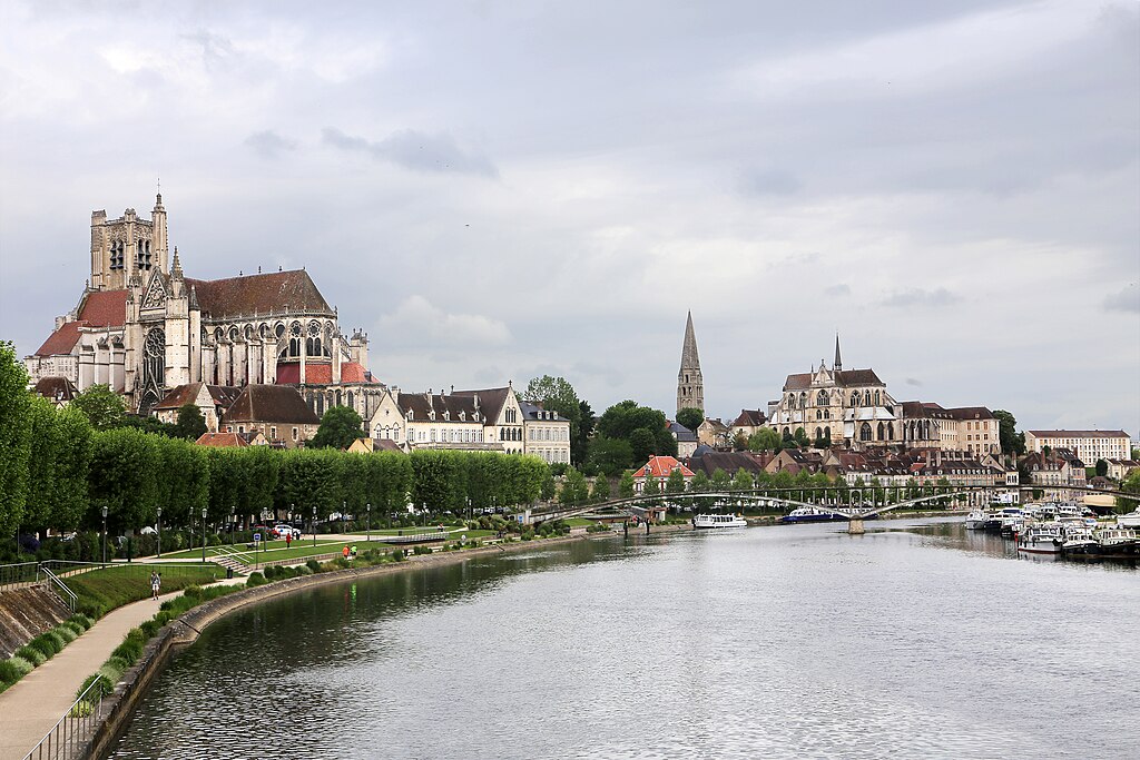 Piscine coque Auxerre