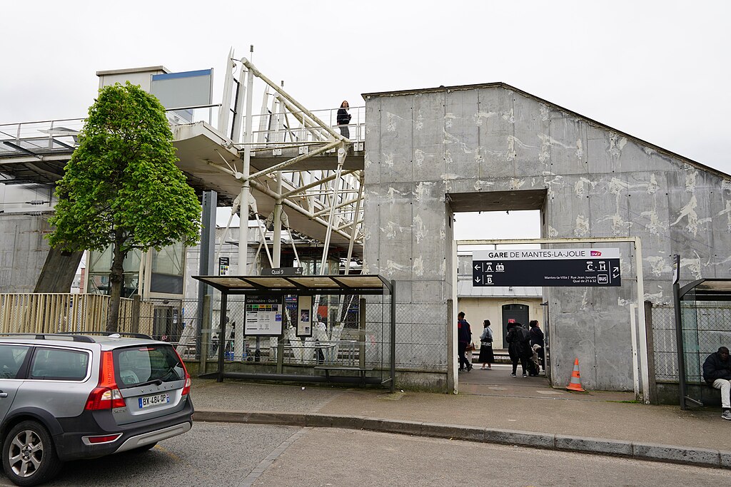Piscine coque Mantes-la-Jolie